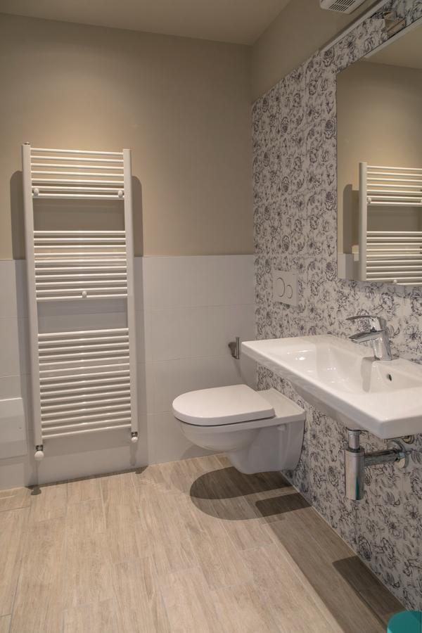 Deluxe Double Room with Shower,662713881:JPEG