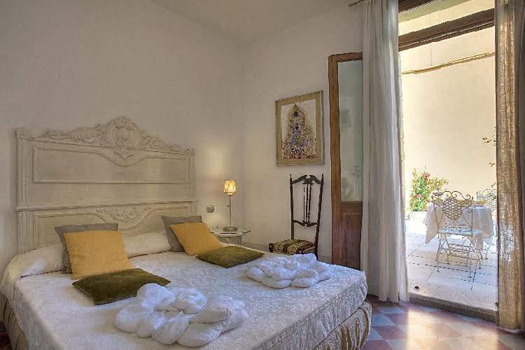 Habitación Doble Deluxe con balcón
