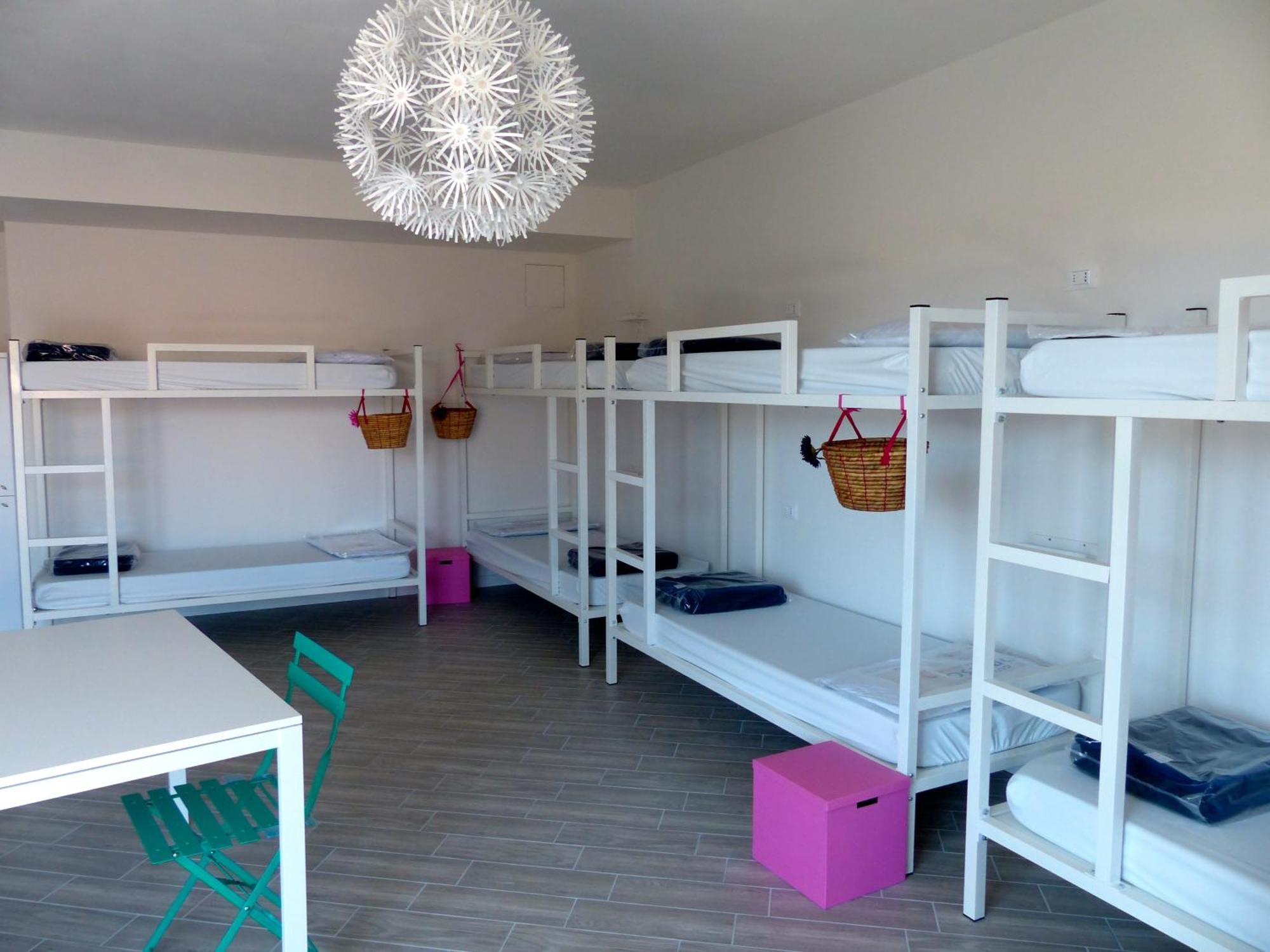 Room (8 Adults),1588187436:JPEG