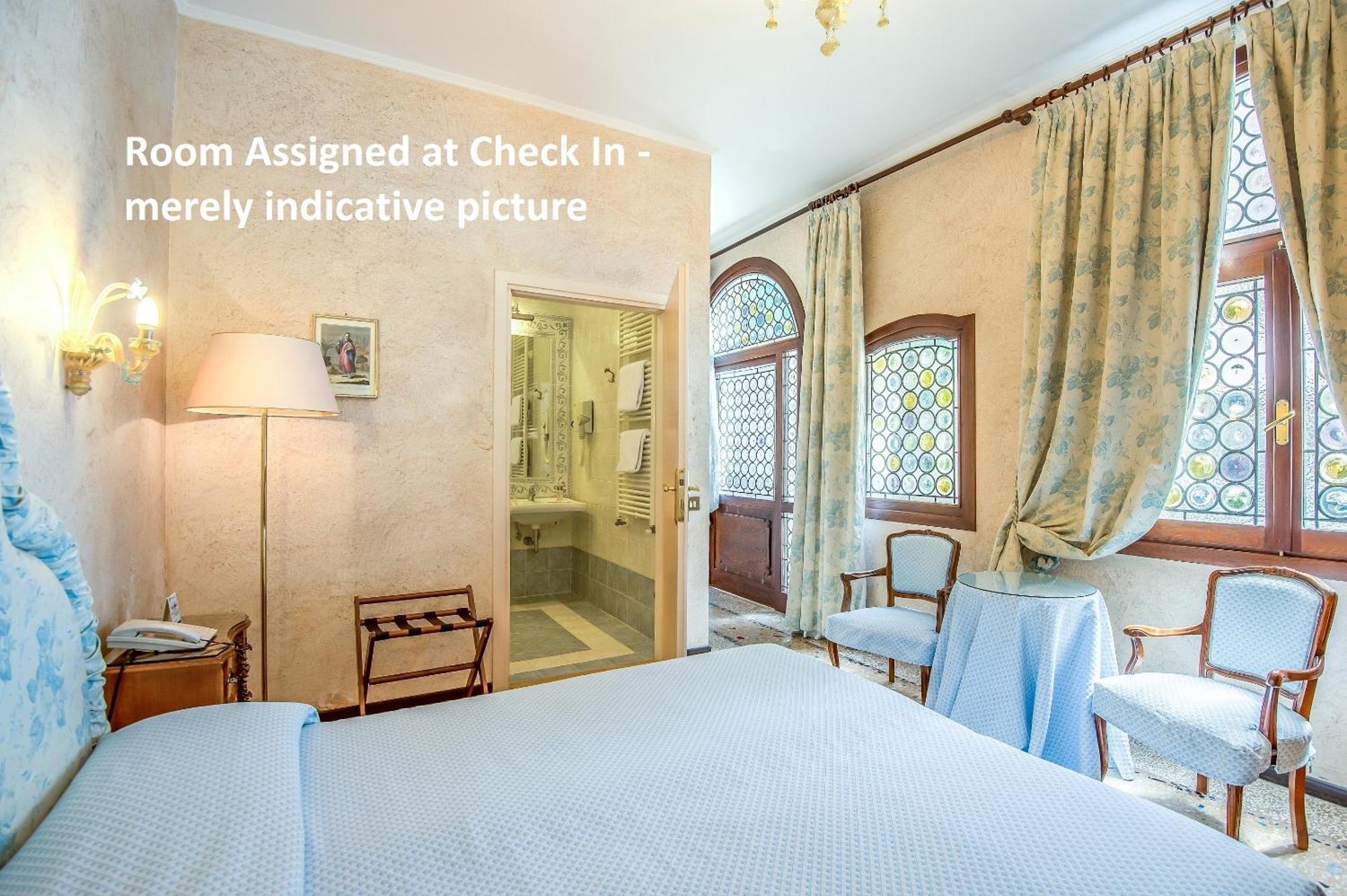 Double or Twin Room with Swimming Pool Access,753277685:JPEG