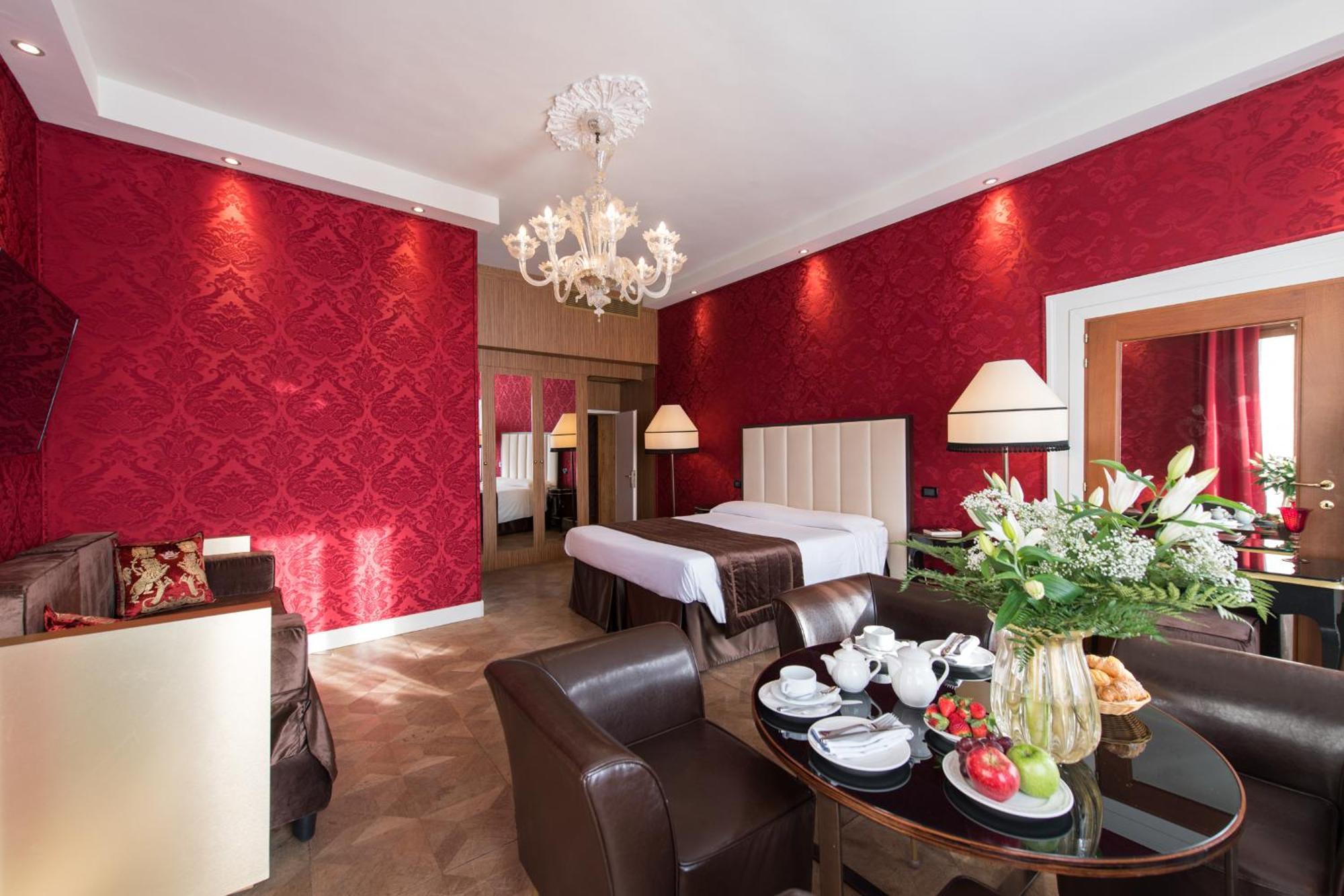 Junior Suite with Gran Canal View,1274510173:JPEG