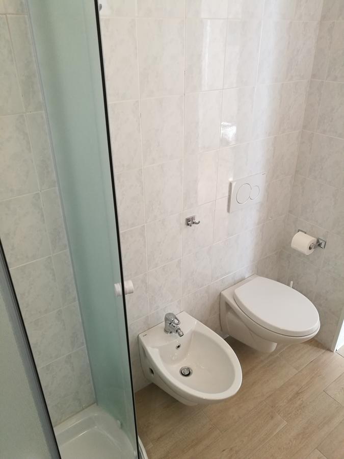 Camera Singola con Bagno Privato