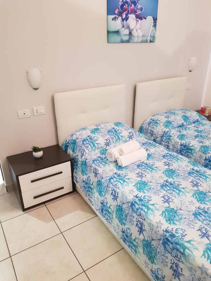 Camera Doppia con Letti Singoli con Bagno Privato