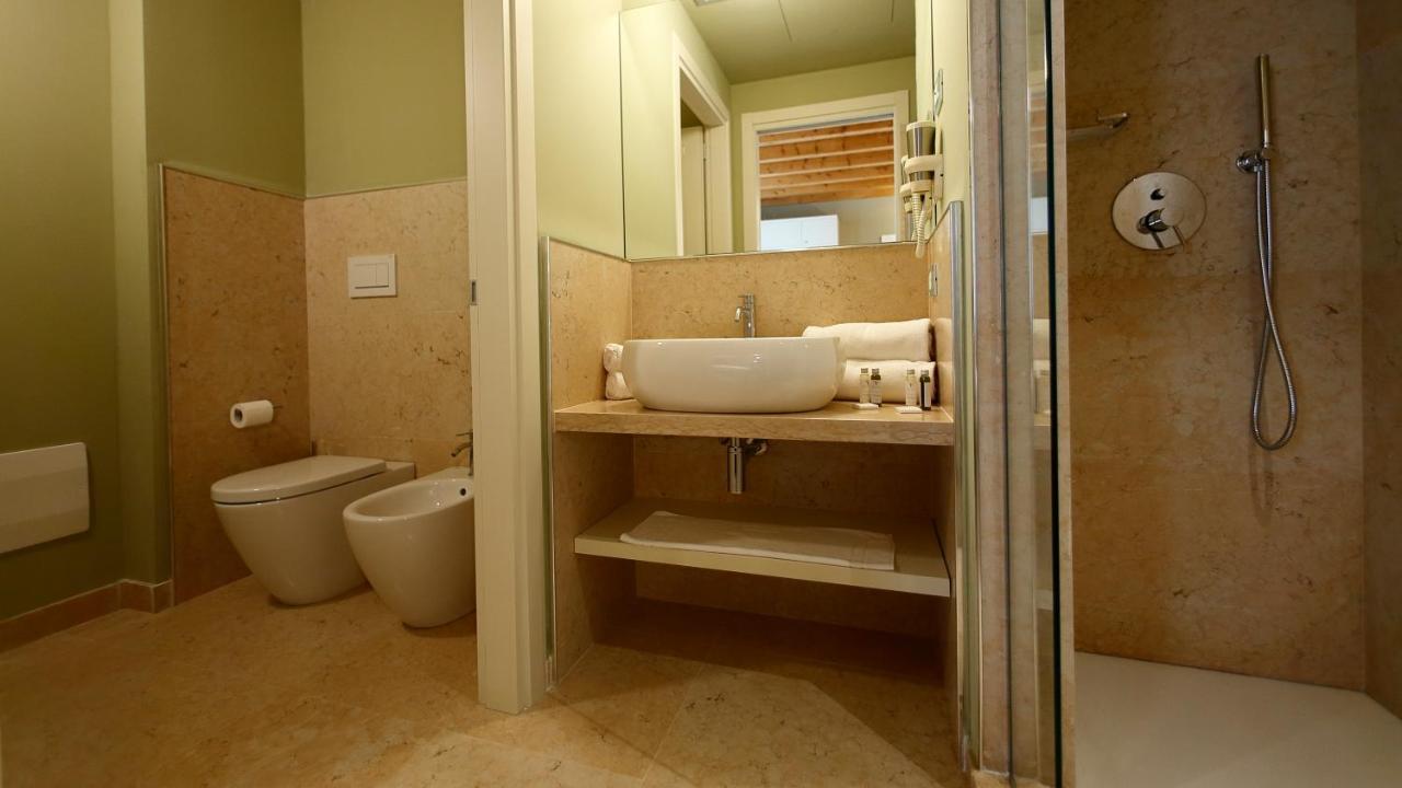 Standard Double Room,1636028581:JPEG