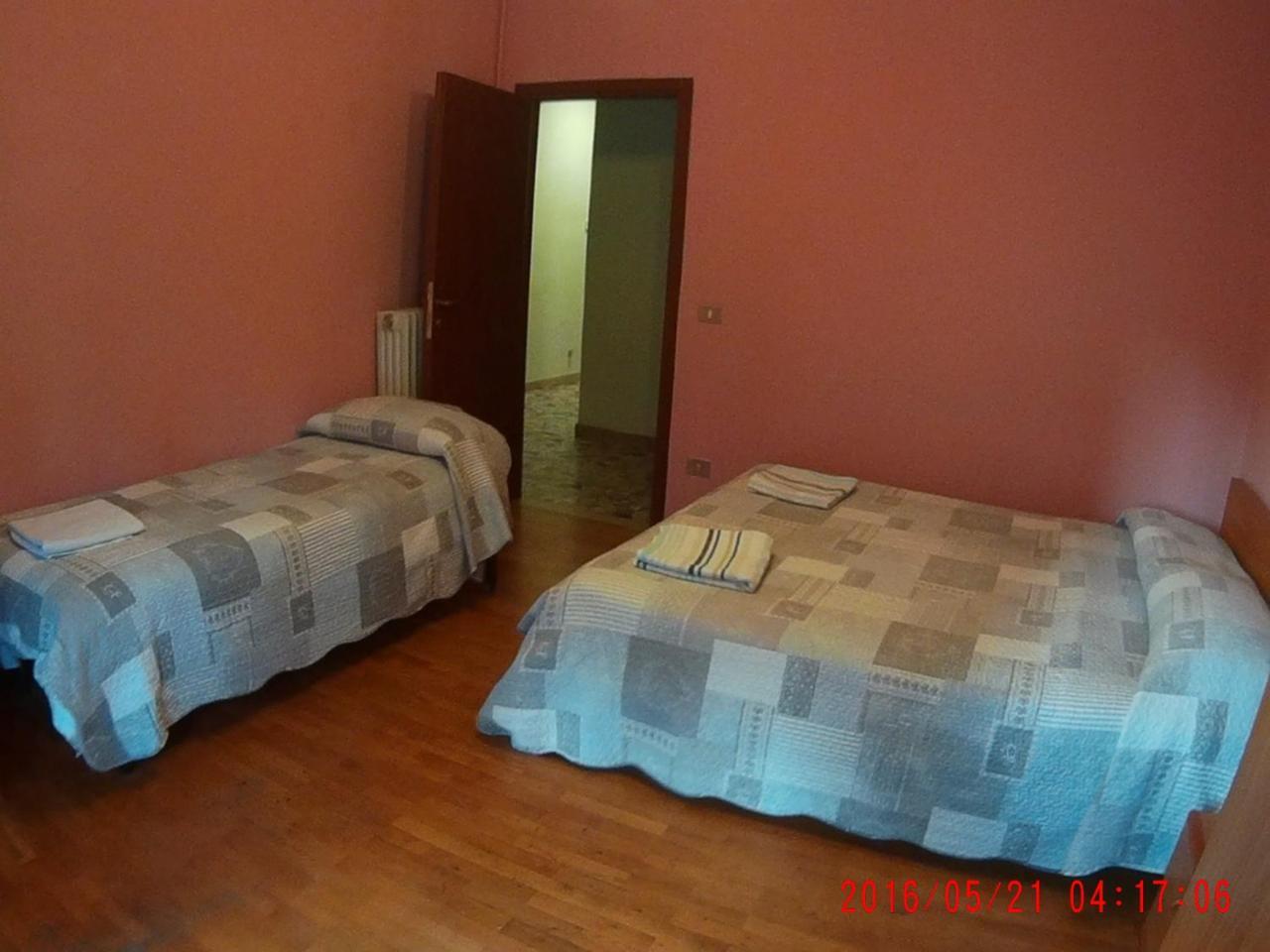 Apartment mit Balkon