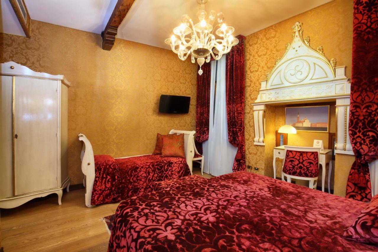 Deluxe Dreibettzimmer