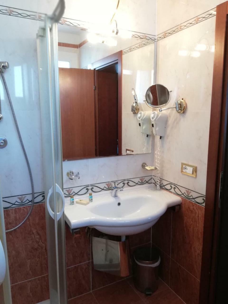 Chambre Simple avec Balcon - Vue sur Mer