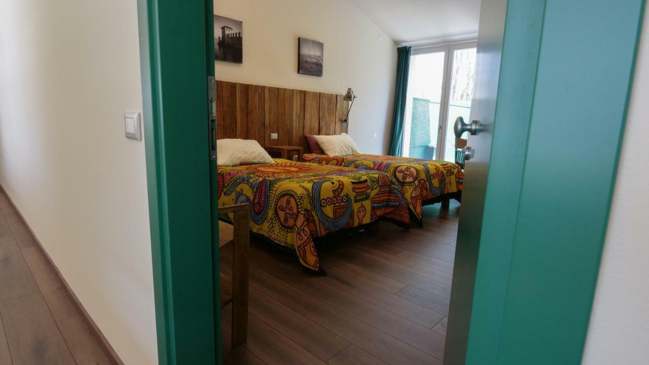 Deluxe Doppel-/Zweibettzimmer