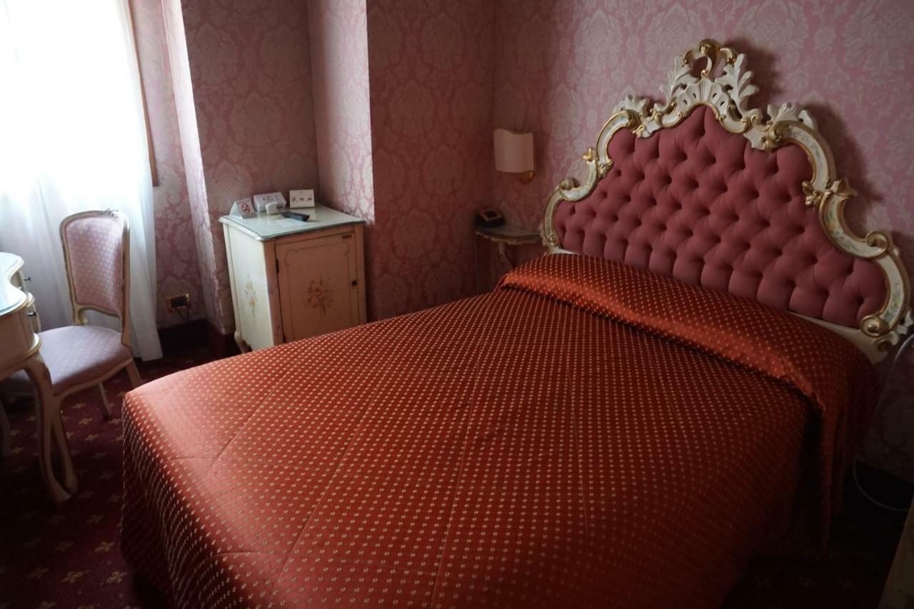 Small Double Room Non Smoking