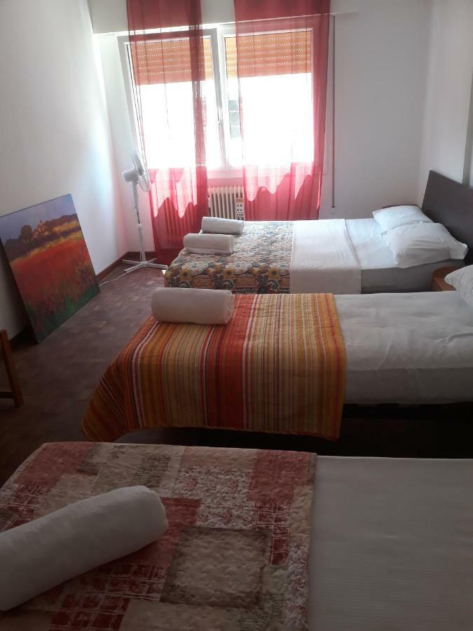 Basic Triple Room with Shared Bathroom