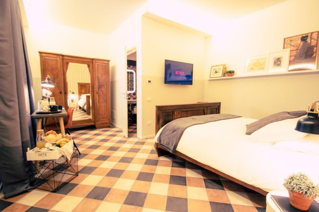 Deluxe Room,891678976:JPEG