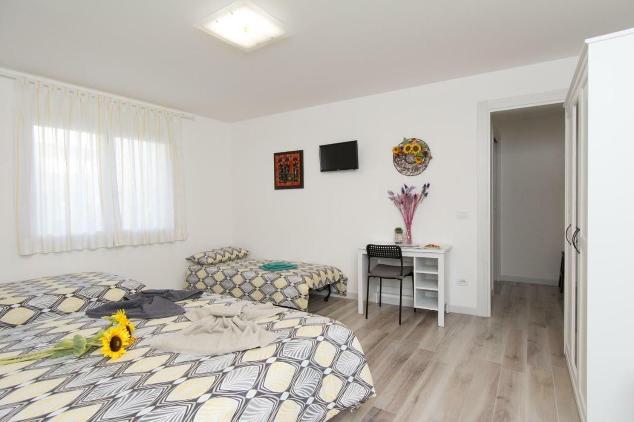 Quadruple Room with Private Bathroom,897468463:JPEG