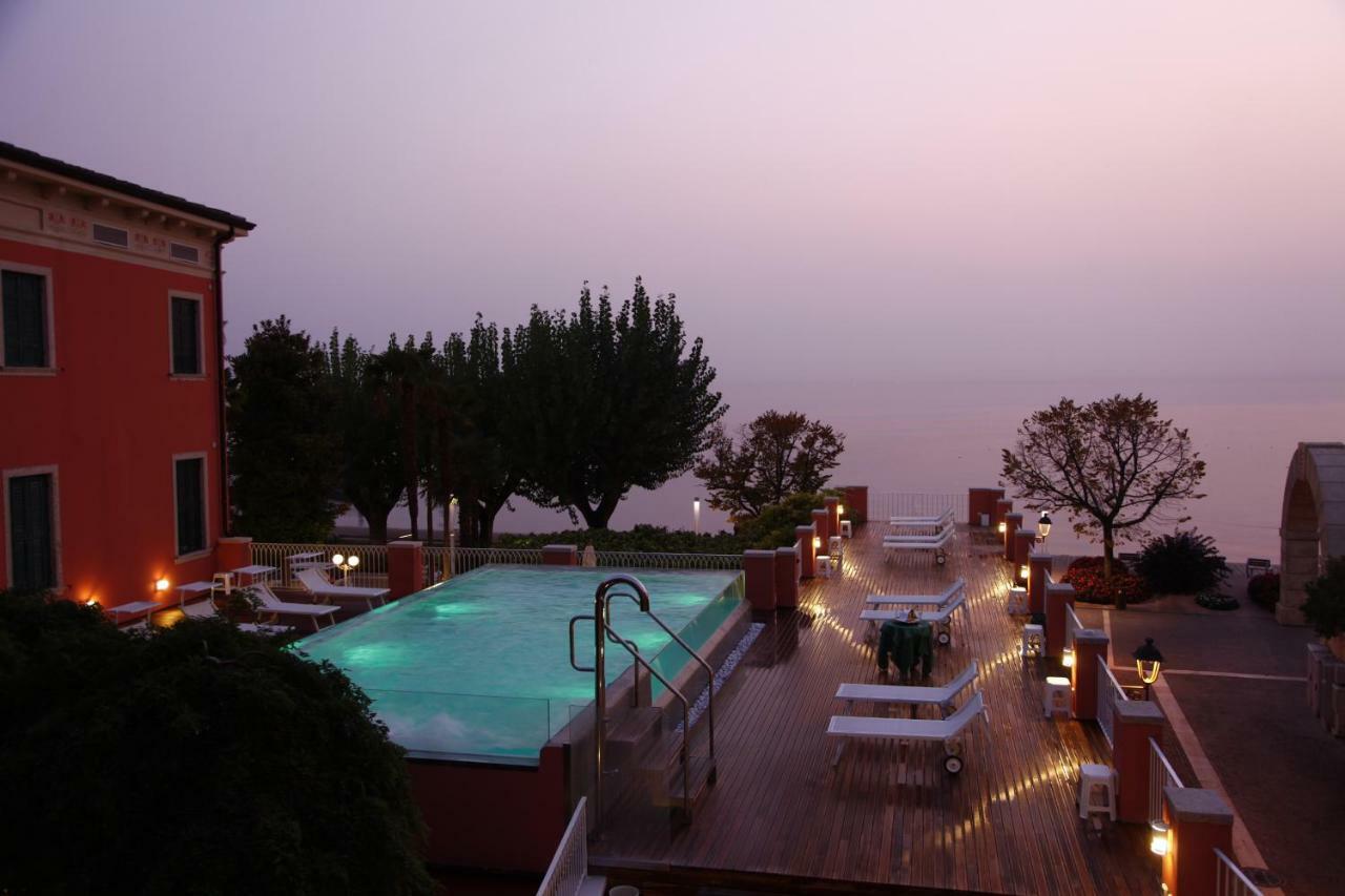 Double Room Lake View