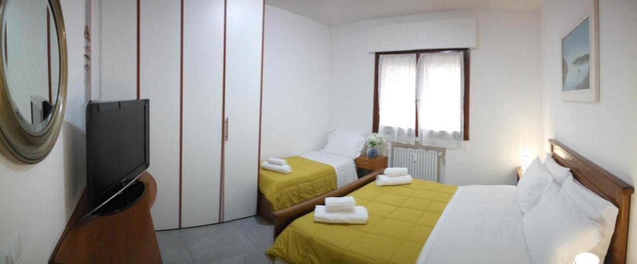 Economy Triple Room