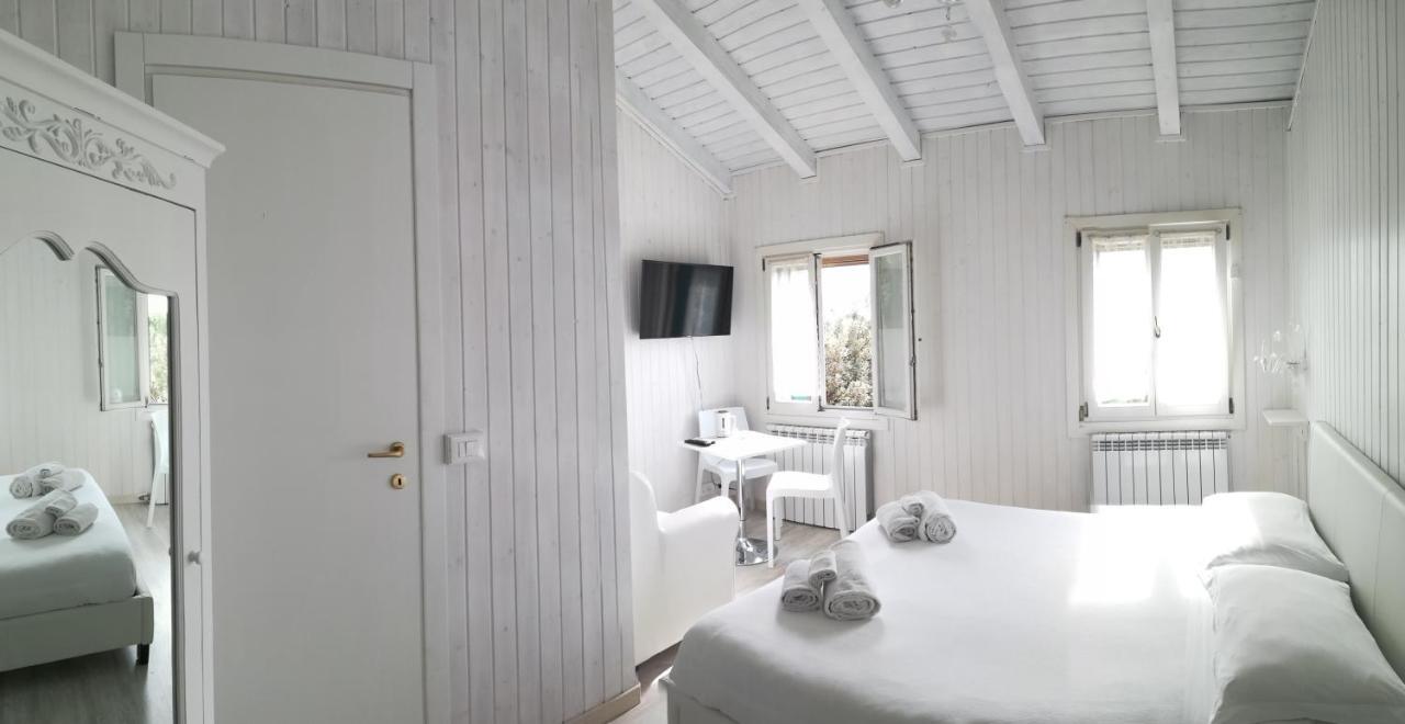 Deluxe King Room,939821284:JPEG