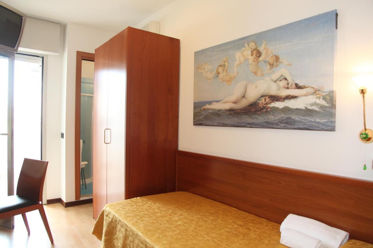 Single Room Balcony,999912789:JPEG