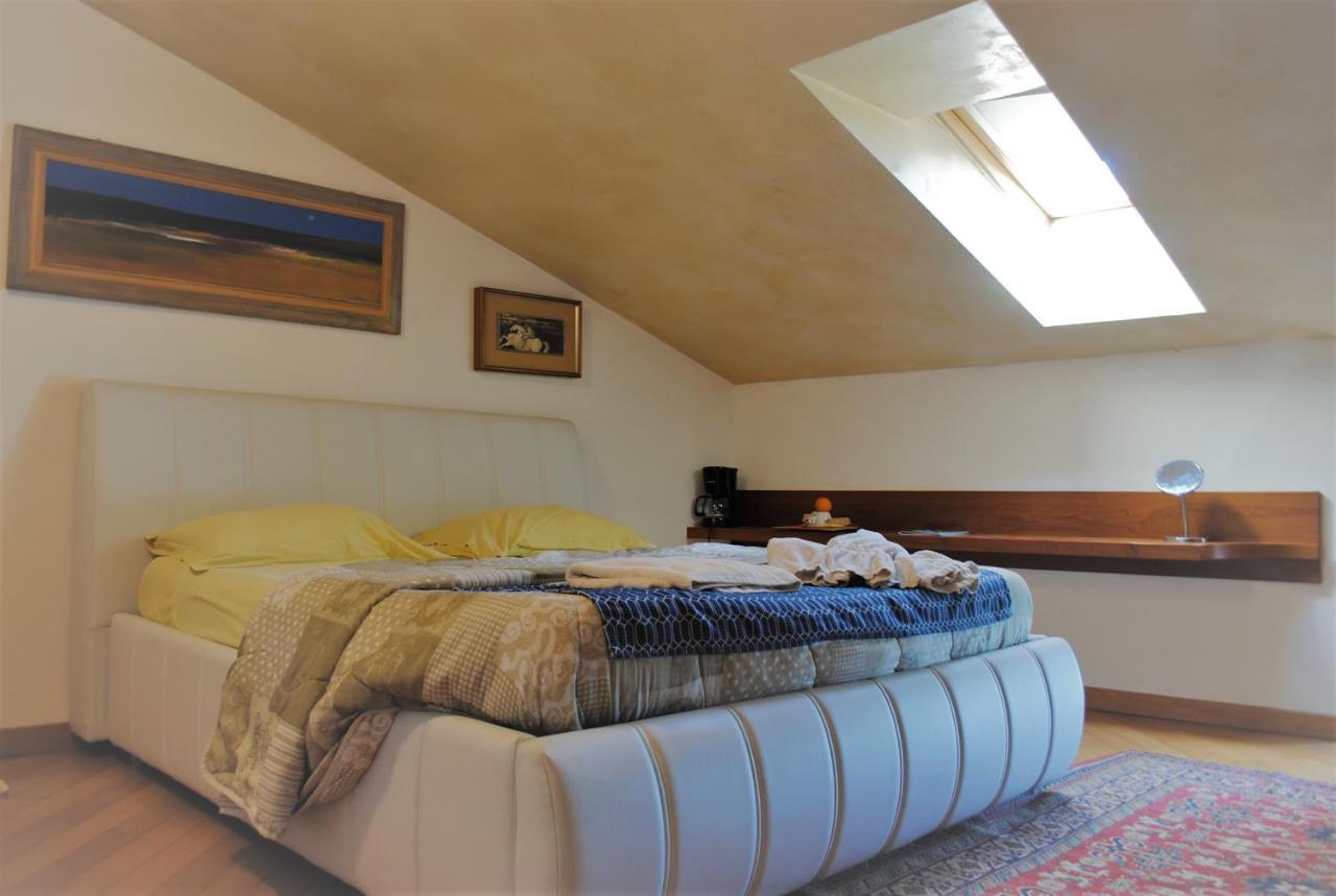 Double Room with Private External Bathroom
