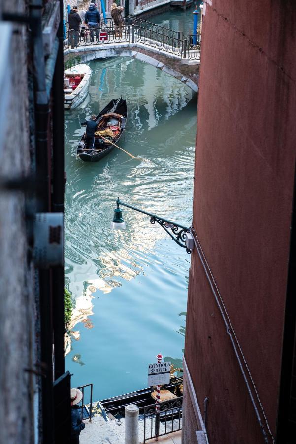 Deluxe Room,946093117:JPEG