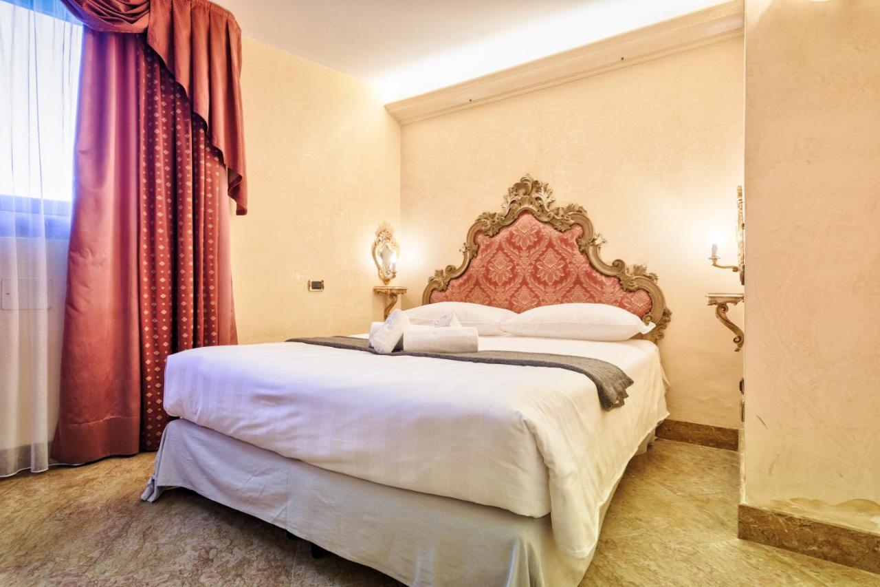 Superior Double Room Lagoon View
