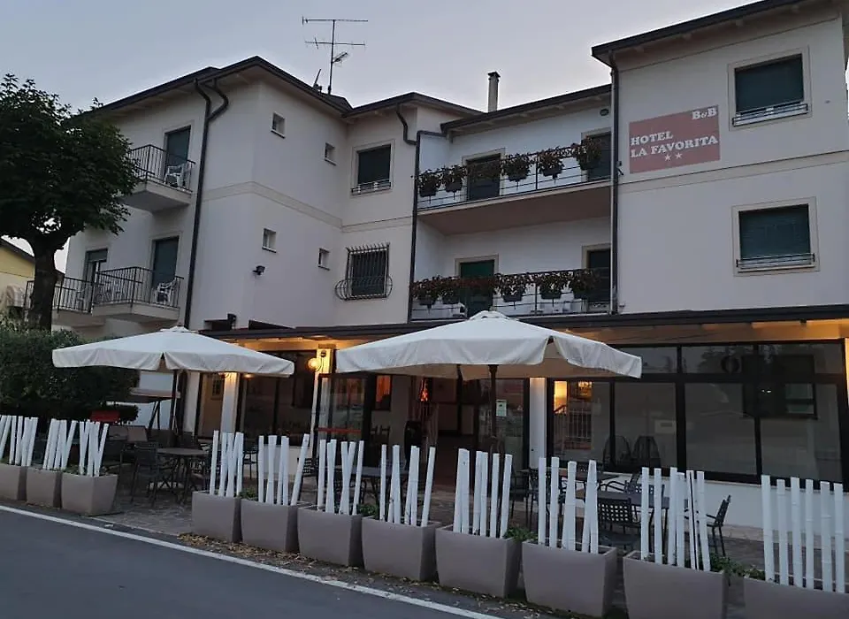 Hotel La Favorita-1