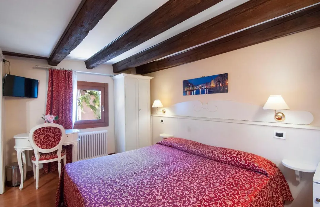 Venice Resorts Guesthouse Vicino Piazzale Roma E Stazione-1