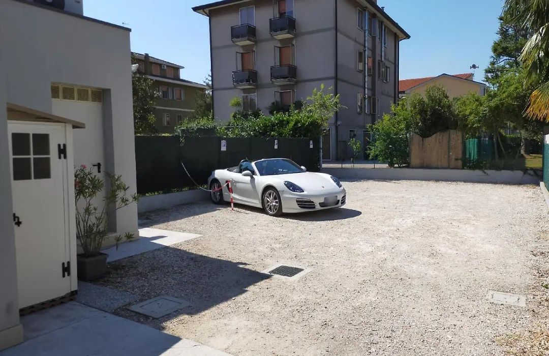 Venice Airport Villa Erica-1