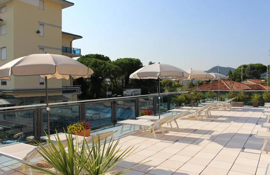 Hotel Dolomiti-1