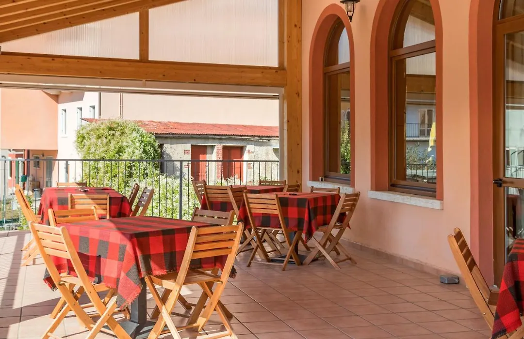 Hotel Frizzolan-1