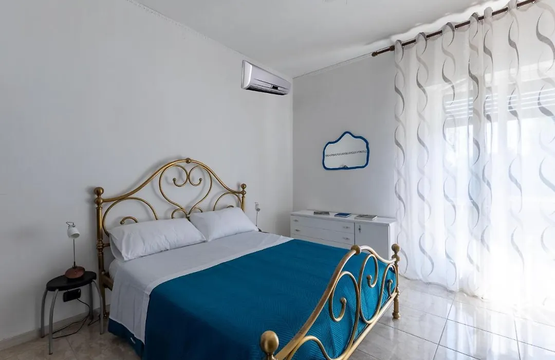 Easy Stay Verona Rooms-1