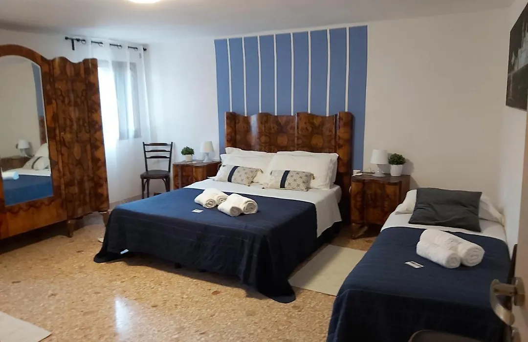 Veneziacentopercento Rooms-1