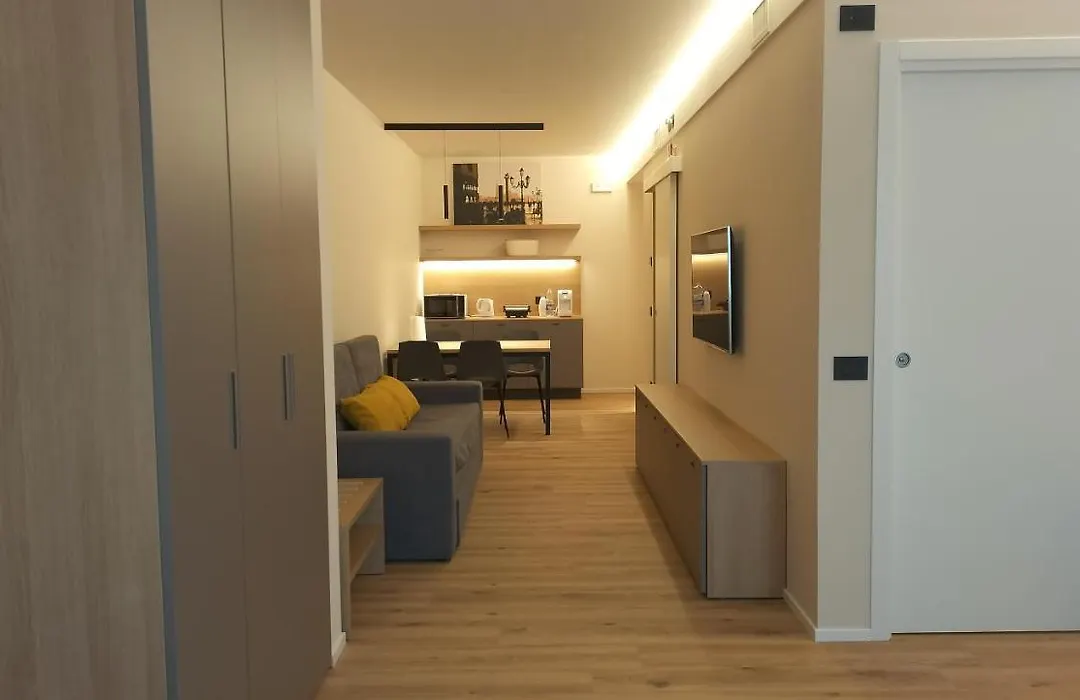 Fragilerooms-1