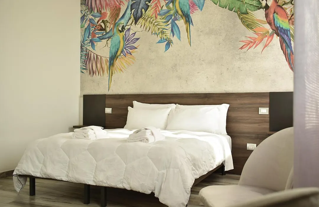 Welc-Om Royal Garden Luxury Rooms-1