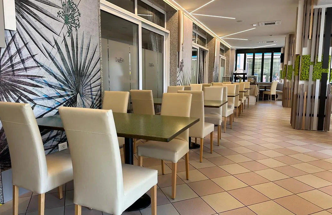 Hotel Storione-1