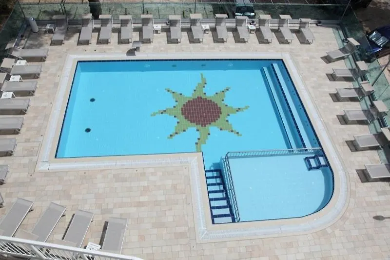Hotel Helen-1