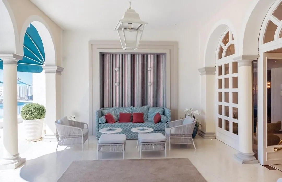 Casa Bianca Al Mare-1