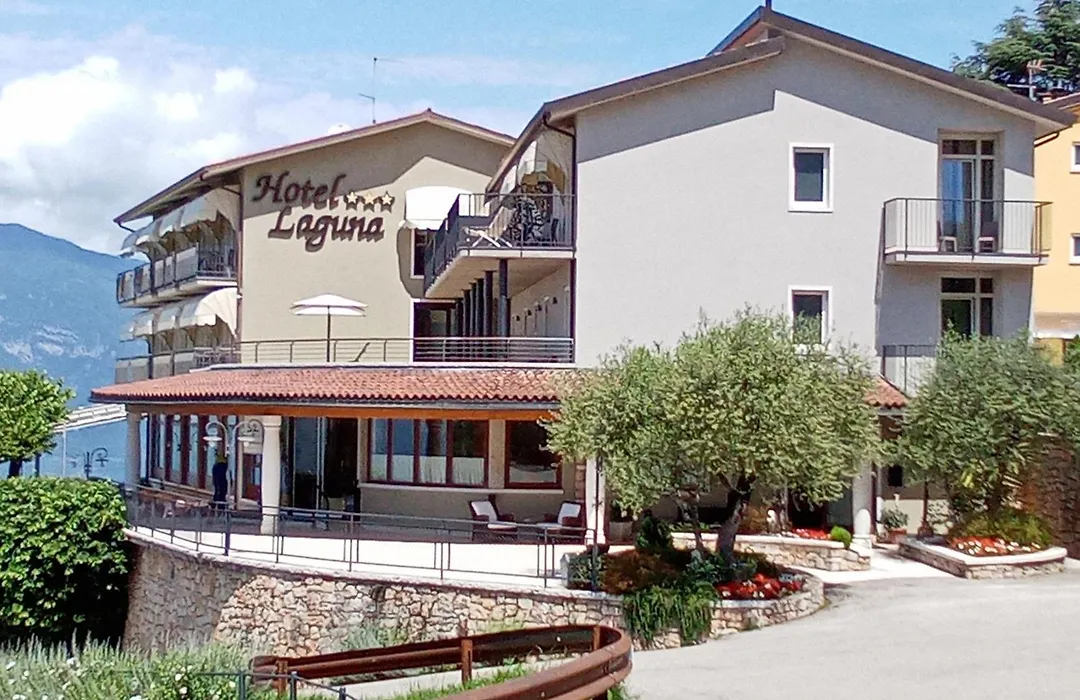 Hotel Laguna-1