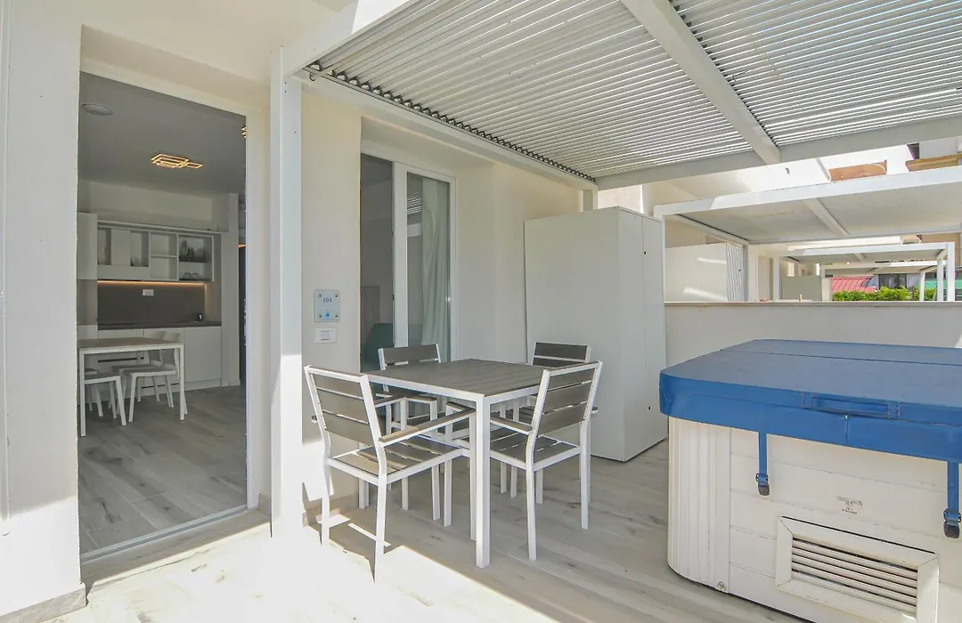 Marina Suites & Apartments 4 Stelle S-1
