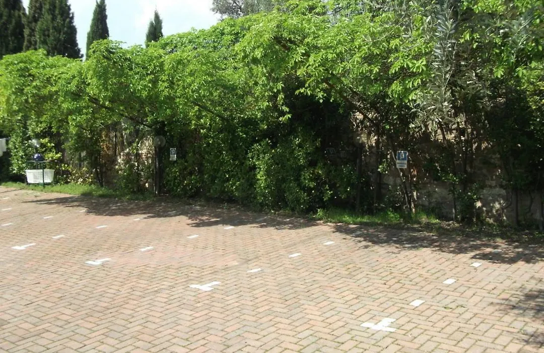 Villa Girasole-1