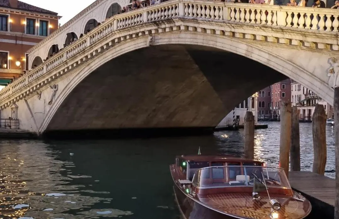 Fiabe Venice Rooms-1