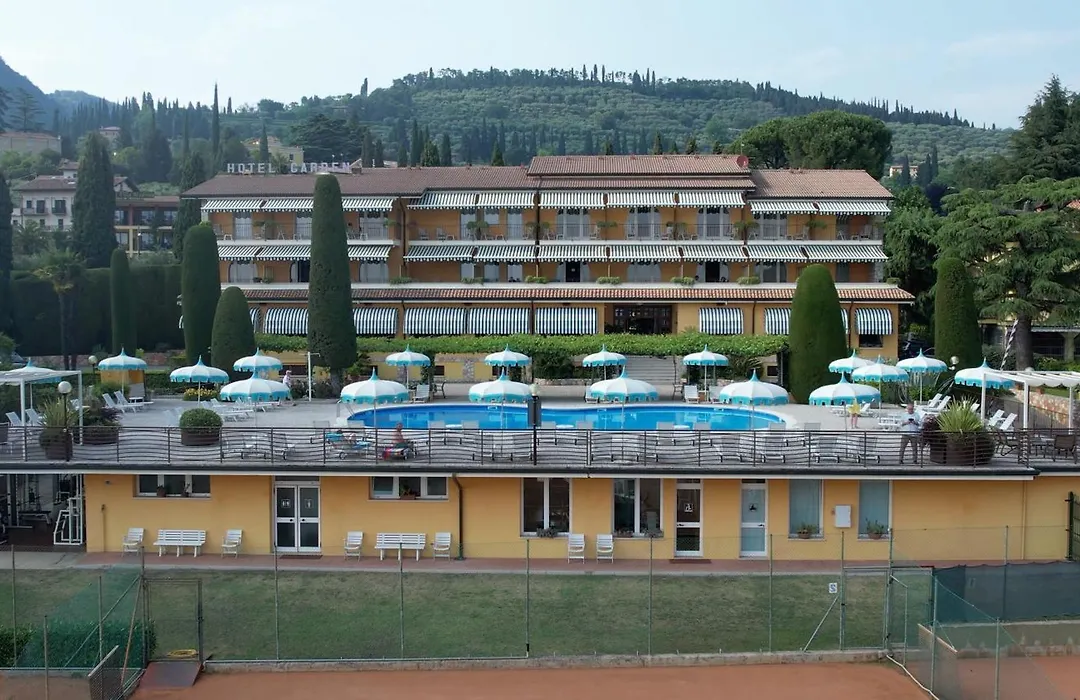 Hotel Garden-1