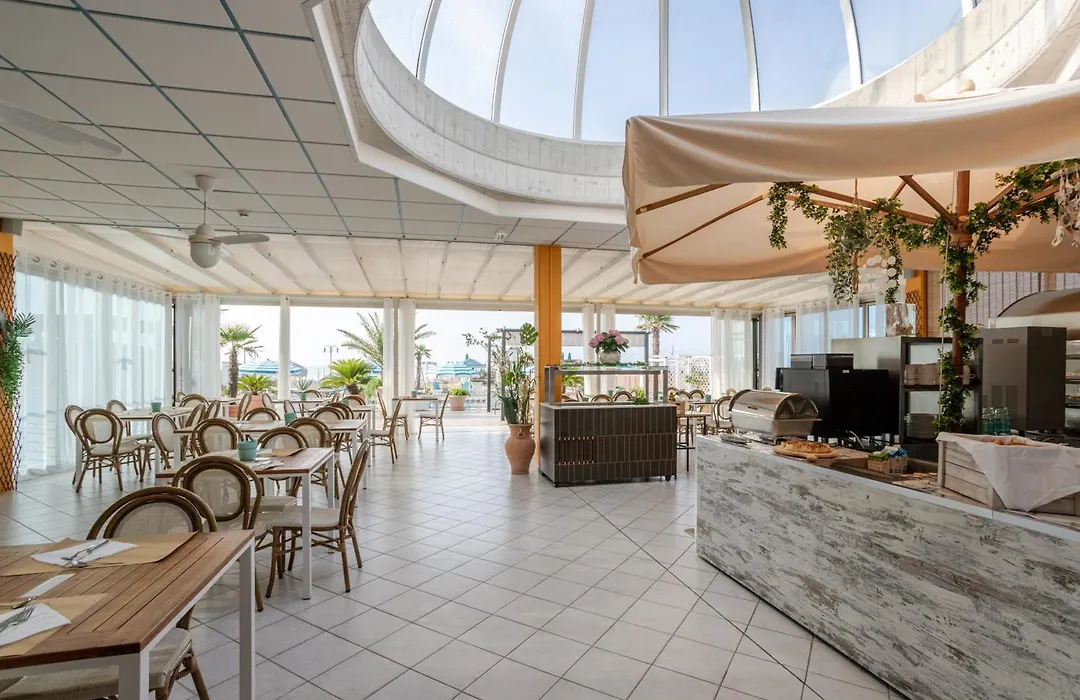Hotel La Brezza Frontemare-1
