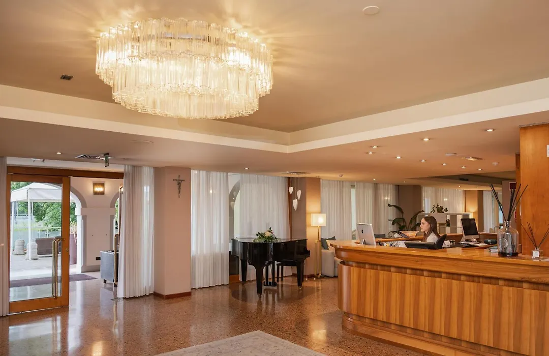 Hotel Ristorante Fior-1