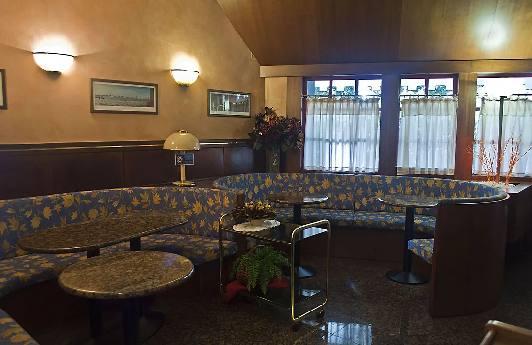 Hotel Roma-1