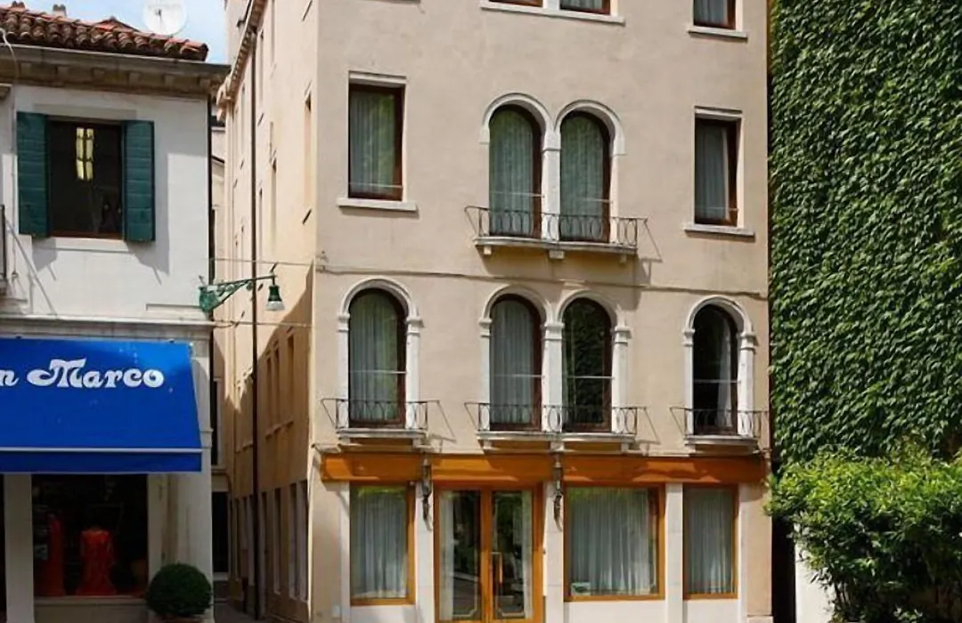 Hotel Anastasia-1