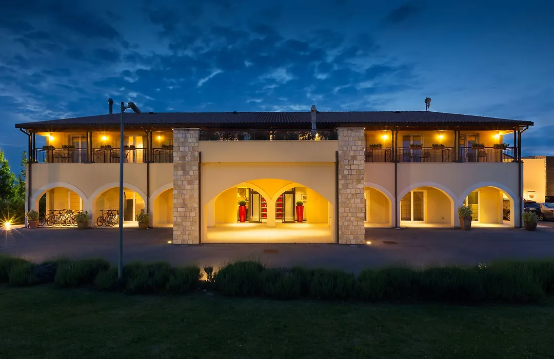Leonardo Hotel Lago Di Garda - Wellness And Spa-1