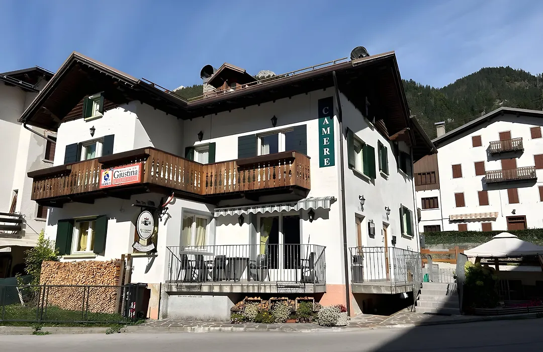 B&B Meublè Giustina-1