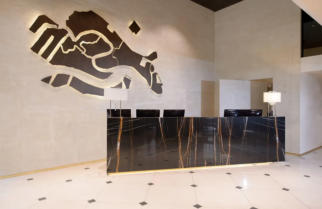 Palazzo Veneziano - Venice Collection-1