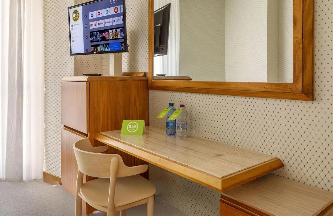 B&B Hotel Chioggia Airone-1