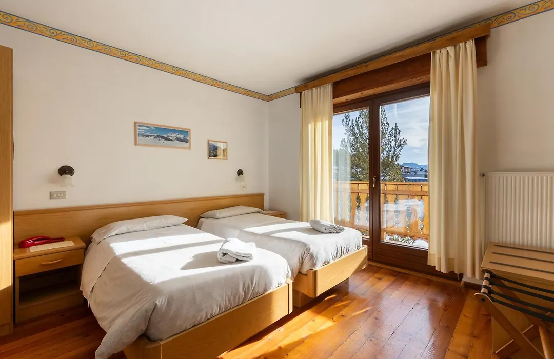 Hotel Edelweiss-1