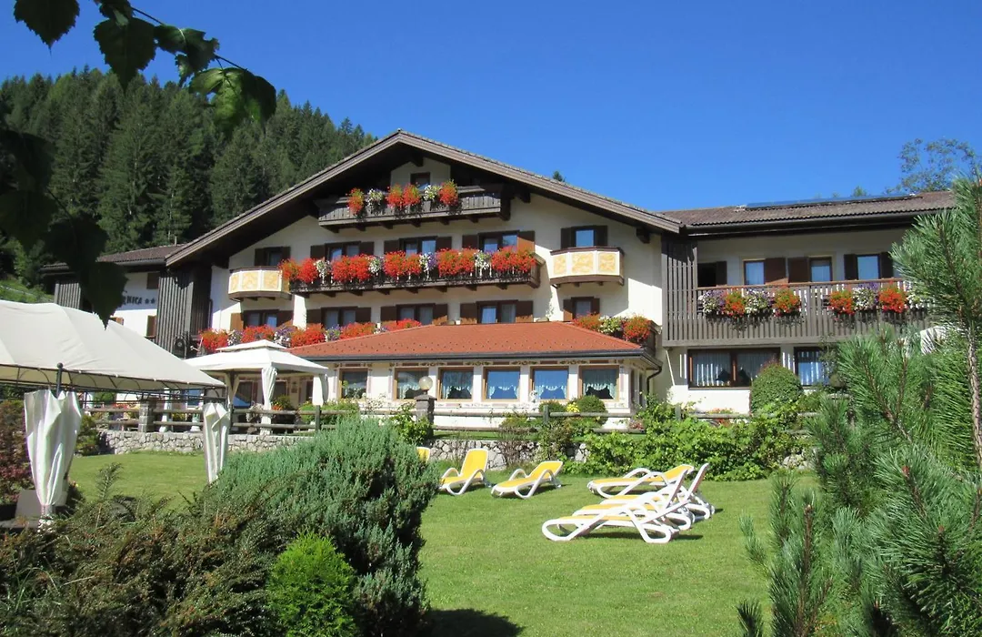 Park Hotel Arnica-1